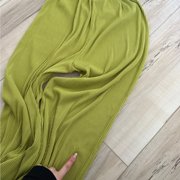 Green Ribbed Pants - Picture 5 of 11